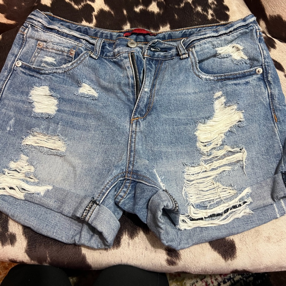 Y2K Vintage Signature by Levi Strauss Blue Jean Shorts Distressed 100% Cotton